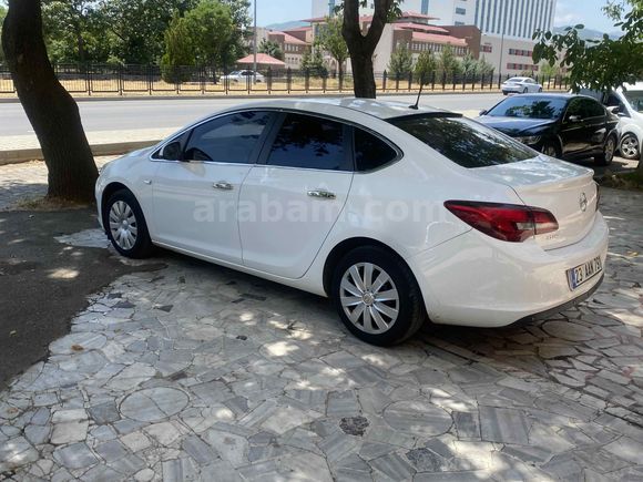 Galeriden Opel Astra 1.6 Edition 2018 Model Bingöl