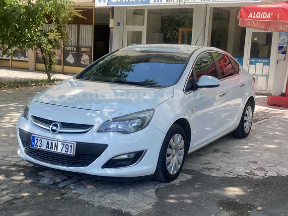 Galeriden Opel Astra 1.6 Edition 2018 Model Bingöl