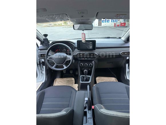 Sahibinden Dacia Sandero Stepway 1.0 Eco-G Essential 2025 Model 