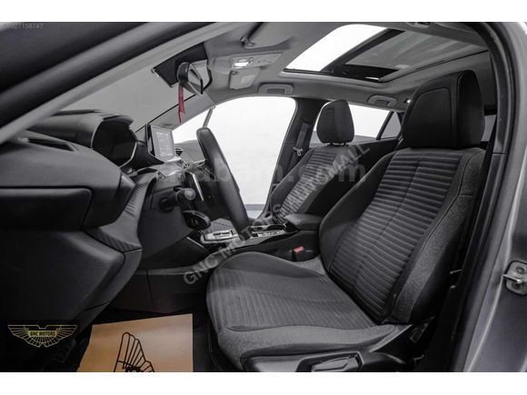 GNC MOTORS 2022 PEUGEOT 2008 ACTİVE SKYPACK CAM TAVAN
