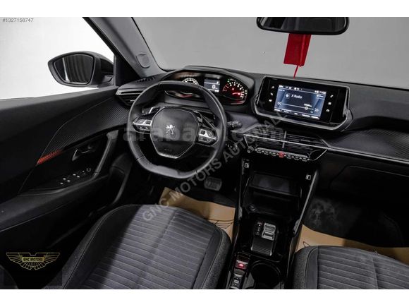 GNC MOTORS 2022 PEUGEOT 2008 ACTİVE SKYPACK CAM TAVAN