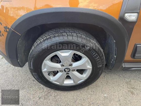 300bin Peşi Dacia Duster 99bin km HATASIZ ORJİNAL Geri kamera