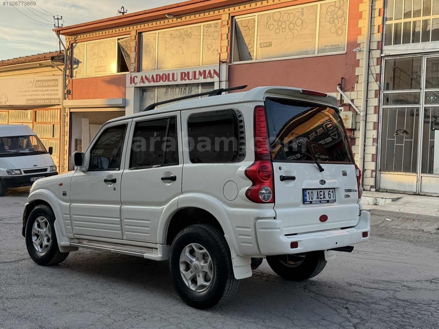 Galeriden Mahindra Goa 2.6 CRDe 2008 Model Çorum 397.800 km Beyaz 6