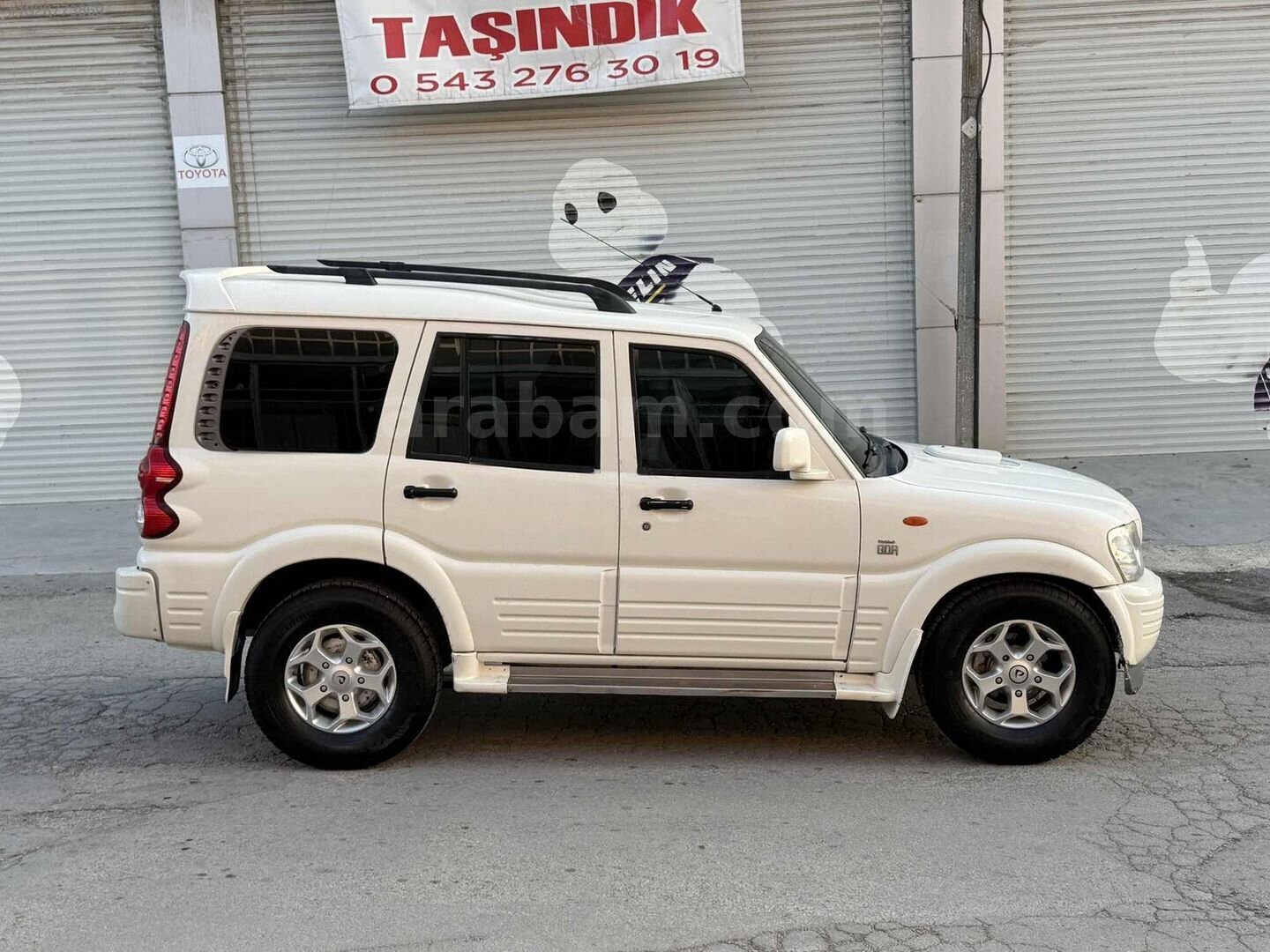 Galeriden Mahindra Goa 2.6 CRDe 2008 Model Çorum 397.800 km Beyaz 4