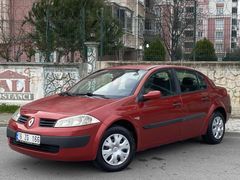 İLK SAHİBİNDEN MEGANE 2 BAKIMLI DÜŞÜK KM