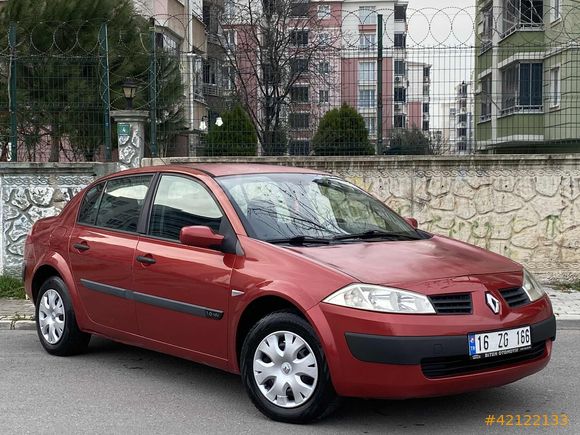 İLK SAHİBİNDEN MEGANE 2 BAKIMLI DÜŞÜK KM