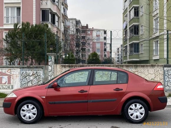 İLK SAHİBİNDEN MEGANE 2 BAKIMLI DÜŞÜK KM