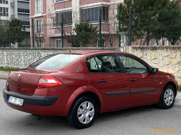 İLK SAHİBİNDEN MEGANE 2 BAKIMLI DÜŞÜK KM
