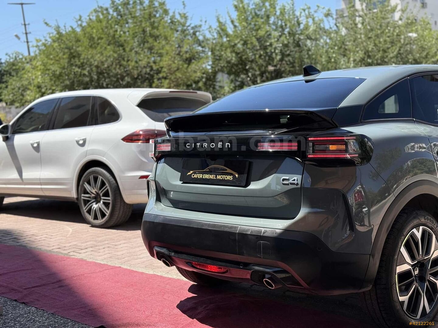 Galeriden Citroen C4 1.2 PureTech Max 2025 Model Antalya 39.200 km Yeşil 3