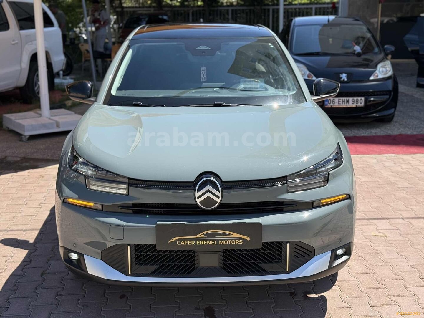 Galeriden Citroen C4 1.2 PureTech Max 2025 Model Antalya 39.200 km Yeşil 2