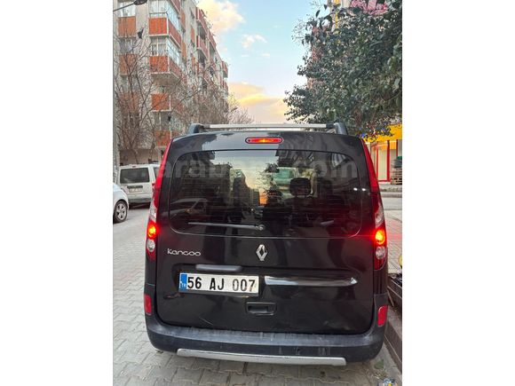 Sahibinden Renault Kangoo Multix 1.5 dCi Privilege 2011 Model