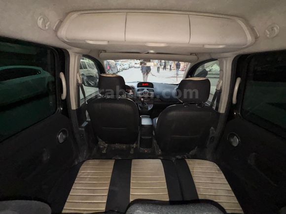 Sahibinden Renault Kangoo Multix 1.5 dCi Privilege 2011 Model