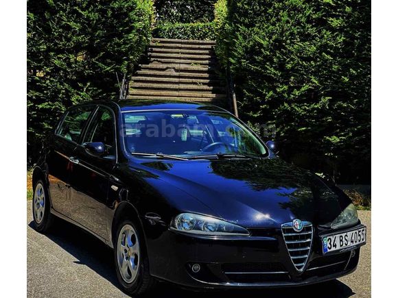 Sahibinden Alfa Romeo 147 1.6 TS Distinctive 2007 Model 