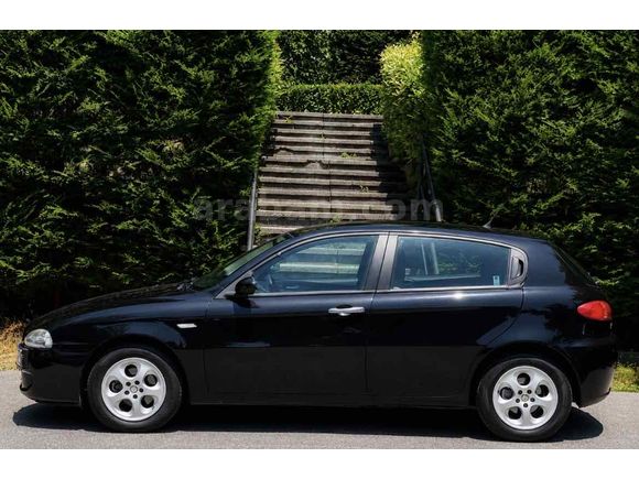 Sahibinden Alfa Romeo 147 1.6 TS Distinctive 2007 Model 