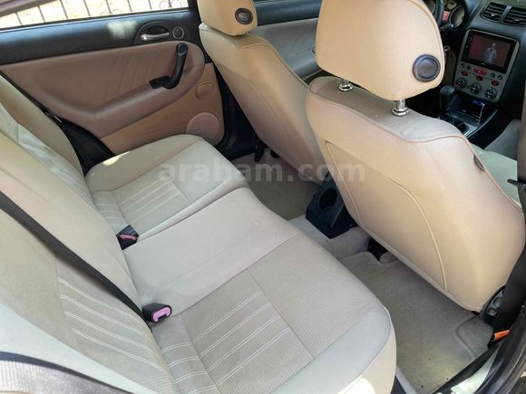 Sahibinden Alfa Romeo 147 1.6 TS Distinctive 2007 Model 
