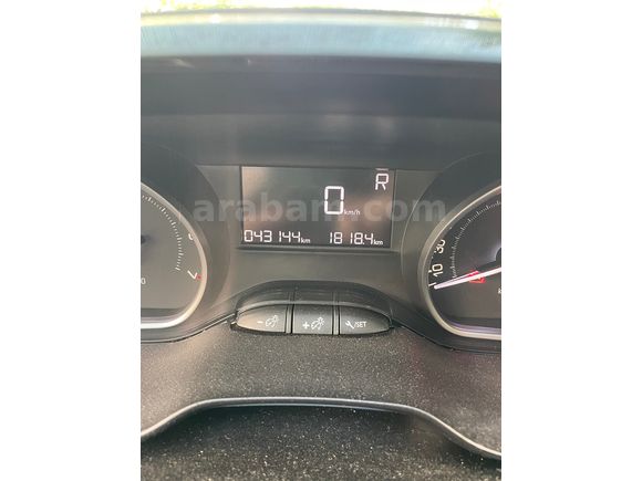 Sahibinden Peugeot 208 1.2 PureTech Active 2015 Model 