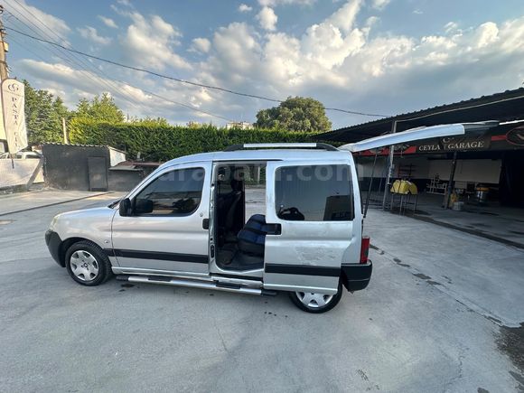 TAKAS VADE OLUR  Peugeot Partner 1.9 D 2004 Model Denizli