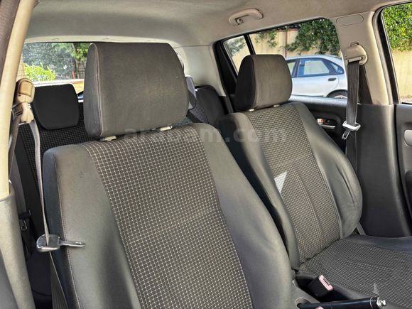 Sahibinden Suzuki Swift 1.3 MT 2006 Model 