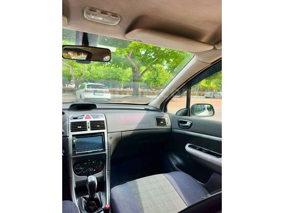 2002 MODEL PEUGEOT 307 1.6 XR