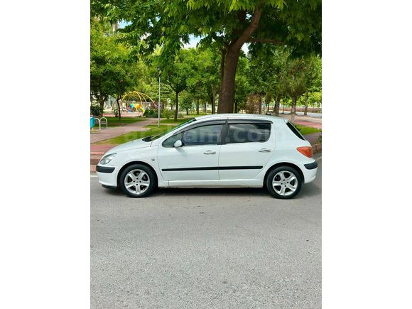 2002 MODEL PEUGEOT 307 1.6 XR