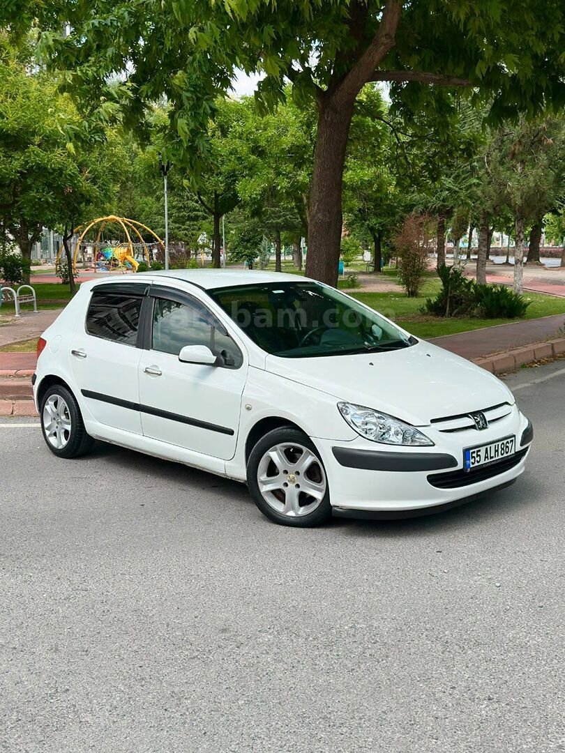 Galeriden Peugeot 307 1.4 XR 2002 Model Kayseri 286.000 km Beyaz 2