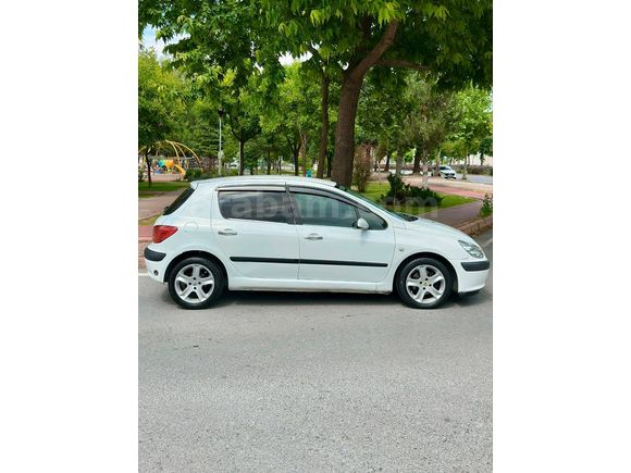 2002 MODEL PEUGEOT 307 1.6 XR