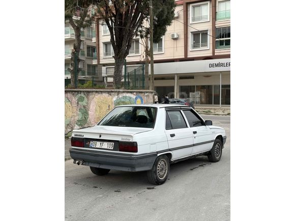 Sahibinden Renault R 9 1.4 Broadway 1995 Model 