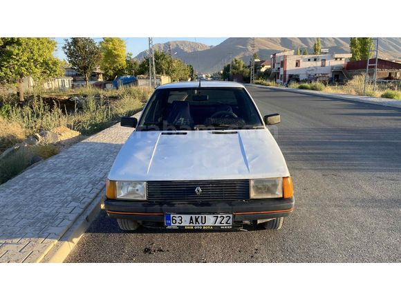Sahibinden Renault R 9 1.4 Broadway 1991 Model 
