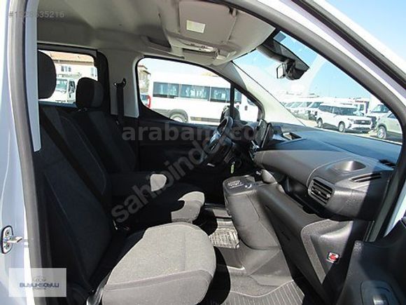 BÜYÜKSOYLU'DAN 2026 MODEL OPEL COMBO 1.5D ESSENTİAL AT8 FL 130HP
