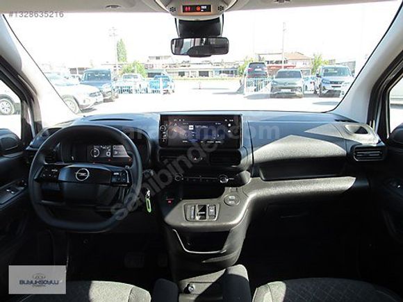 BÜYÜKSOYLU'DAN 2026 MODEL OPEL COMBO 1.5D ESSENTİAL AT8 FL 130HP