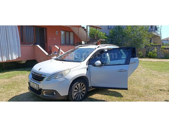 Sahibinden Peugeot 2008 1.6 e-HDi Active 2014 Model  210.000 km Beyaz