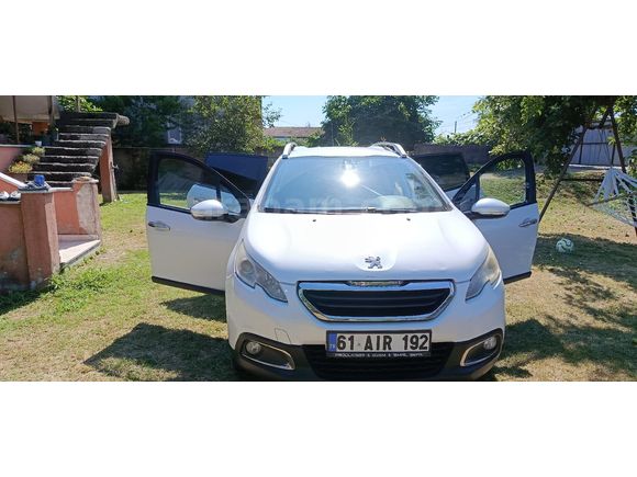 Sahibinden Peugeot 2008 1.6 e-HDi Active 2014 Model  210.000 km Beyaz