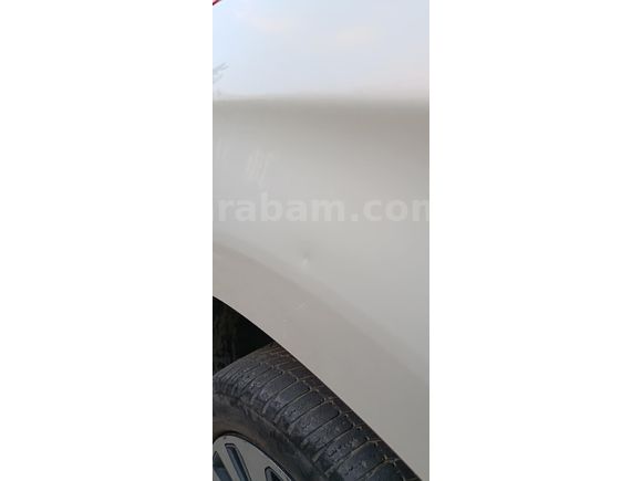 Sahibinden Peugeot 2008 1.6 e-HDi Active 2014 Model  210.000 km Beyaz
