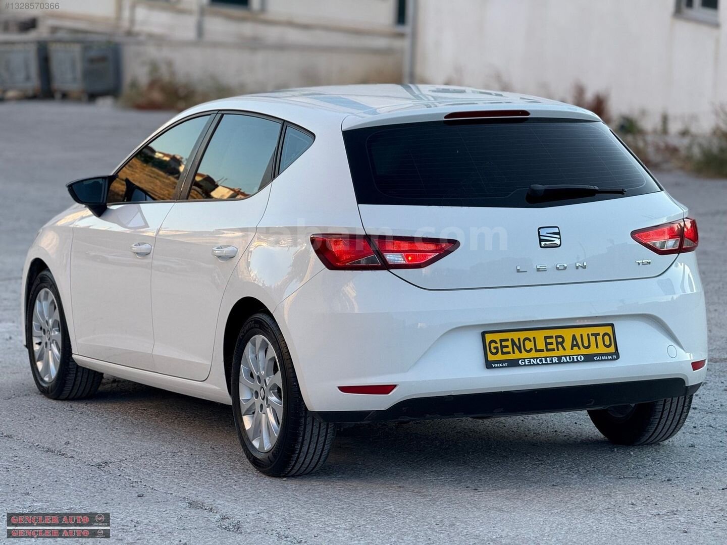 Galeriden Seat Leon 1.6 TDI Style 2016 Model Yozgat 174.000 km Beyaz 7