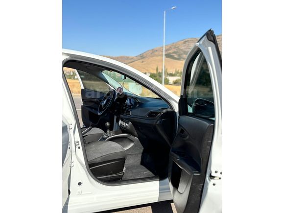 Sahibinden Fiat Egea 1.4 Fire Easy 2021 Model