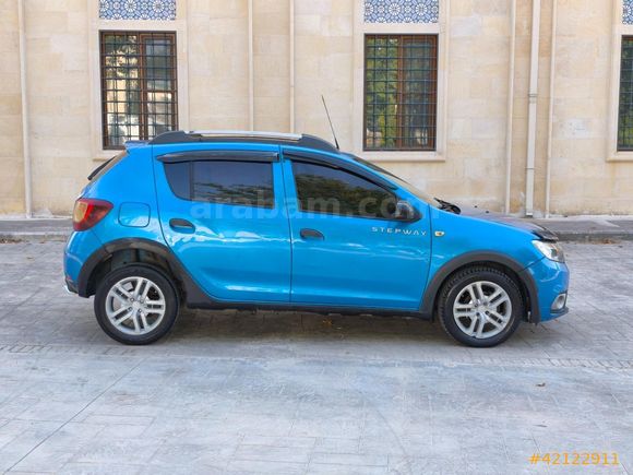 ÜMİT AUTO/2016/DACİA/SANDERO/131.BİN KM/STEPWAY/