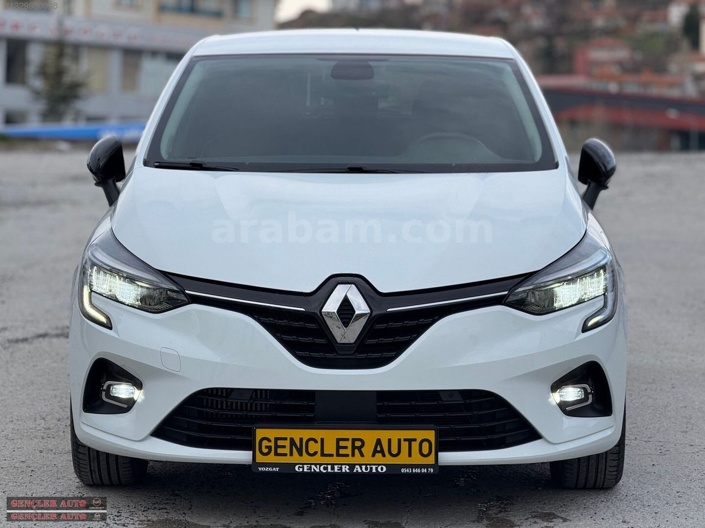 Galeriden Renault Clio 1.0 TCe Icon 2023 Model Yozgat 55.000 km Beyaz 2