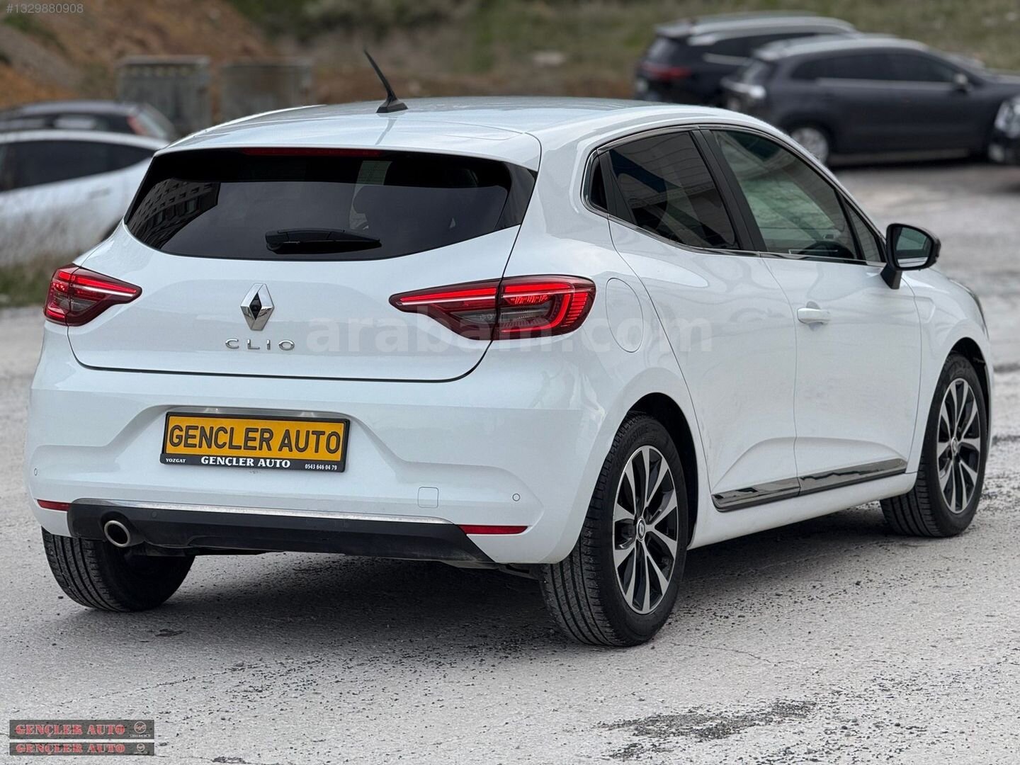 Galeriden Renault Clio 1.0 TCe Icon 2023 Model Yozgat 55.000 km Beyaz 5