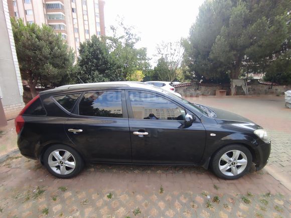 Sahibinden Kia Ceed 1.6 CRDi Motion SW 2012 Model 