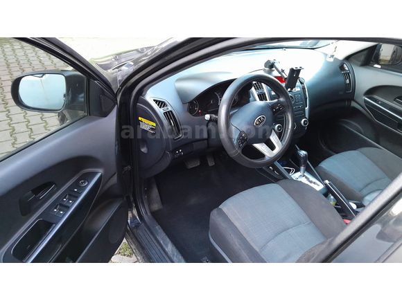 Sahibinden Kia Ceed 1.6 CRDi Motion SW 2012 Model 