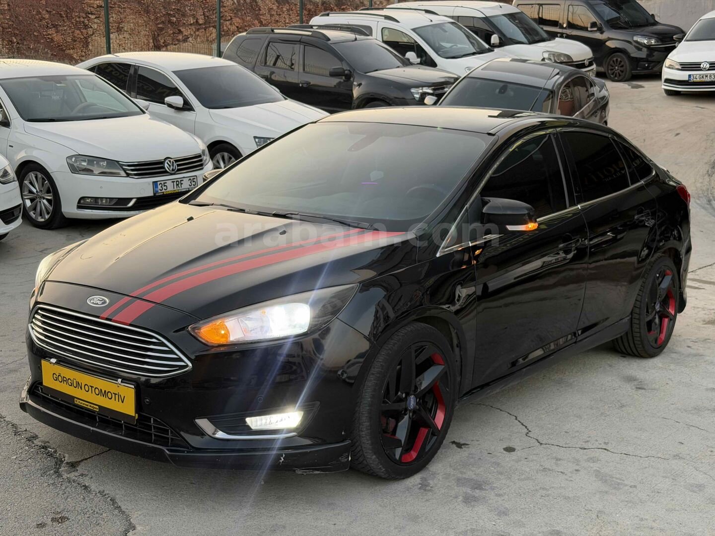 Galeriden Ford Focus 1.6 TDCi Titanium 2016 Model Gaziantep 315.000 km Siyah 4