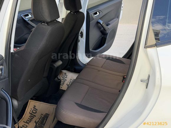 2014 PEUGEOT 2008 1.6 e-HDİ 226 BİNDE OTOMATİK BAKIMLI MASRAFSIZ