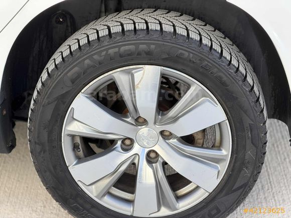 2014 PEUGEOT 2008 1.6 e-HDİ 226 BİNDE OTOMATİK BAKIMLI MASRAFSIZ