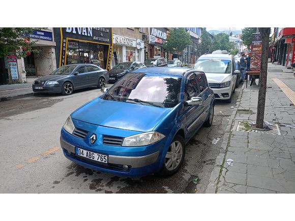 Sahibinden Renault Megane 1.6 Dynamique 2004 Model