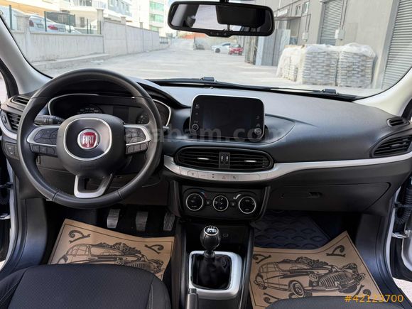2020 1.4 URBAN PLUS 70 BİNDE TEMİZ BAKIMLI HATASIZ