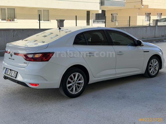 2016 MEGANE OTOMATİK TOUC PLUS 240 BİNDE UYGUN FİYATLI