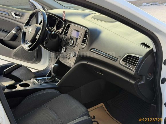 2016 MEGANE OTOMATİK TOUC PLUS 240 BİNDE UYGUN FİYATLI