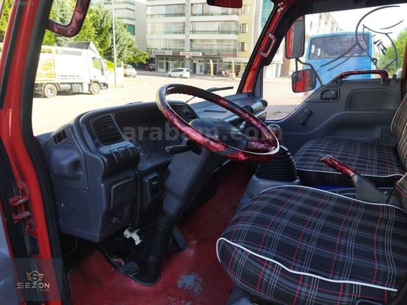 Kamyonet Isuzu Nkr Wide LX