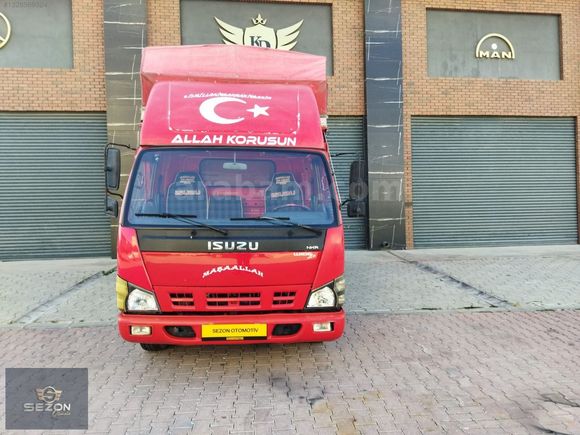 Kamyonet Isuzu Nkr Wide LX