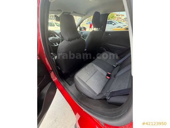 0.99KREDİ 2023 RENAULT CAPTUR 1.3 TCE TOUCHPLUS 86.000 KM BOYASZ